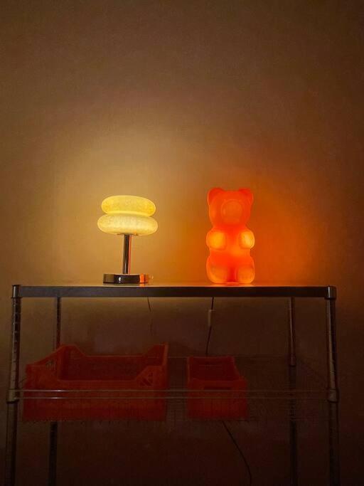 Aufn Orange Bulb Holiday home *