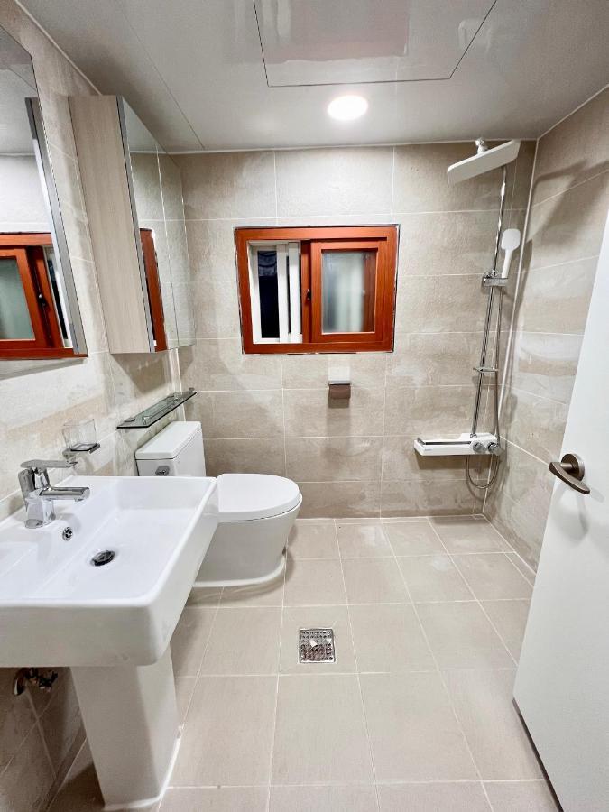 Apartment New! 3br & 2bath For Big Group Seoul