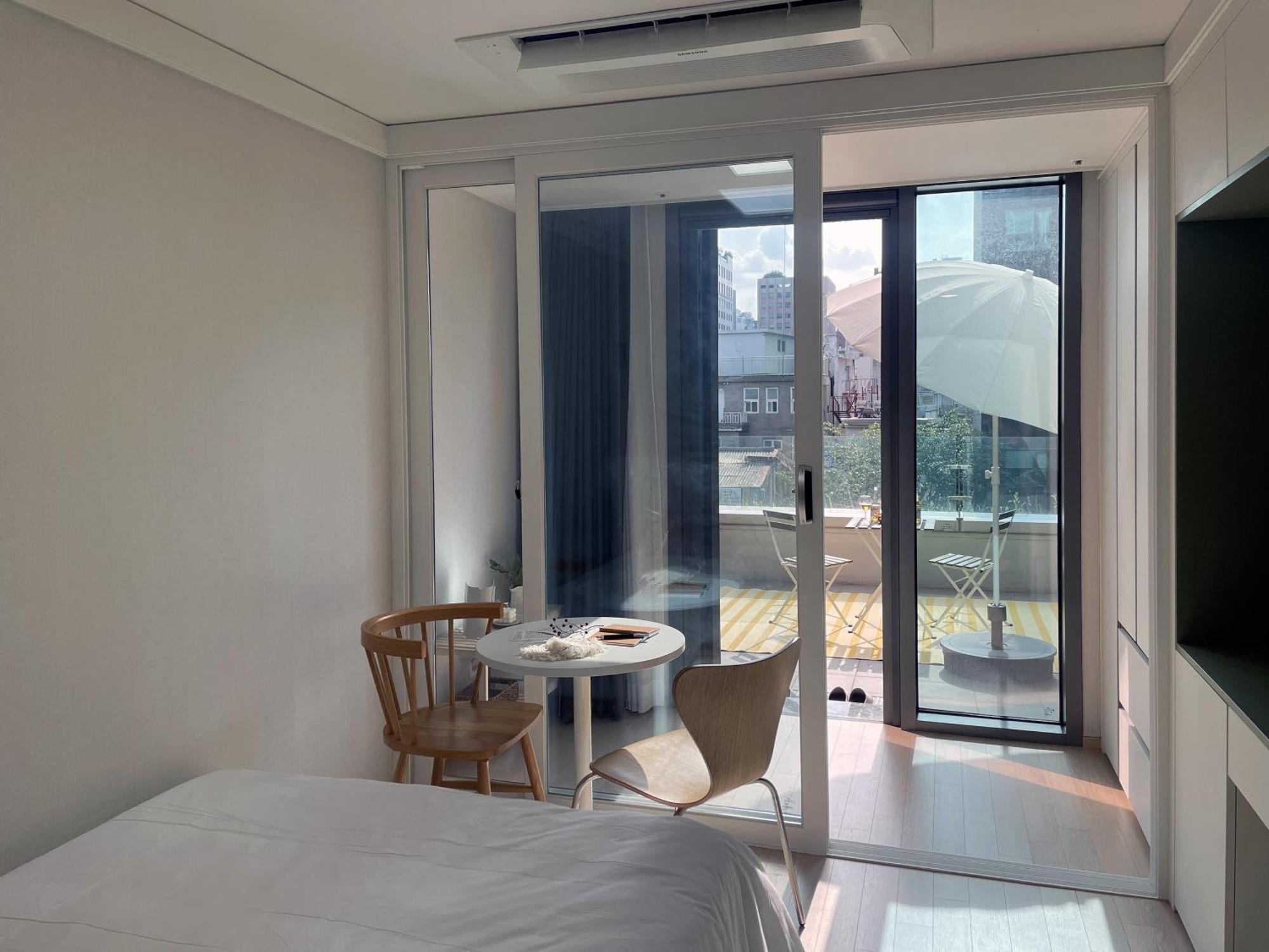 Apartment Urbanstay Myeongdong