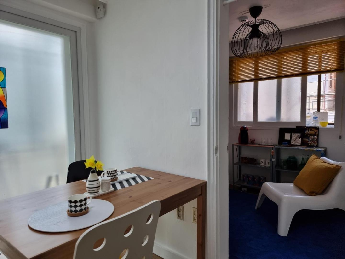 Y202 & B201 Near Hongdae Univ Station Guest house *