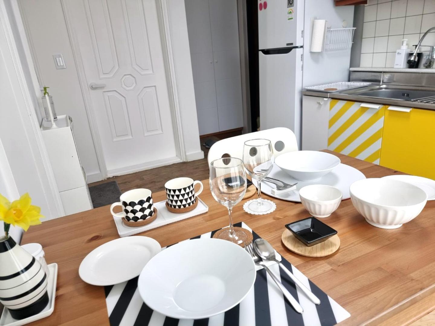 Guest house Y202 & B201 Near Hongdae Univ Station *