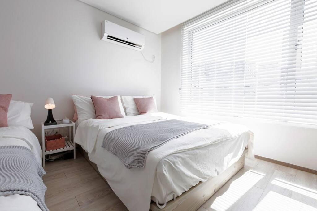 Mirae 59 New Open 2queen Beds Coex * Seoul