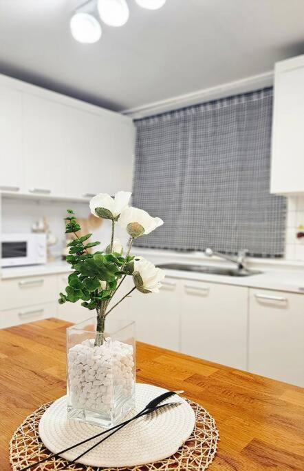 Pousada Cozy Near Hongdae & Sinchon Station 4min For Max 6