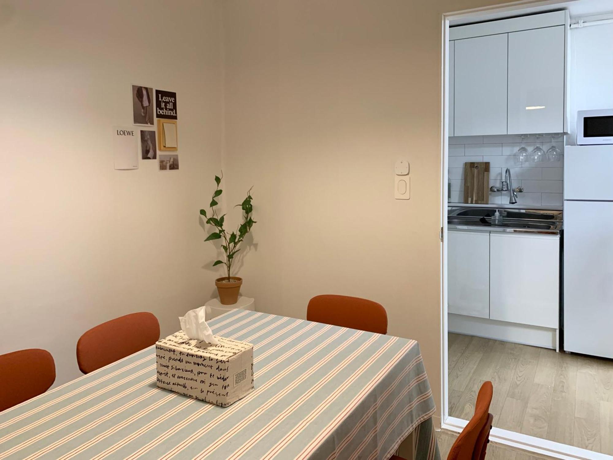 Ou Nonhyeon - Foreigners's Only Villa Seoul