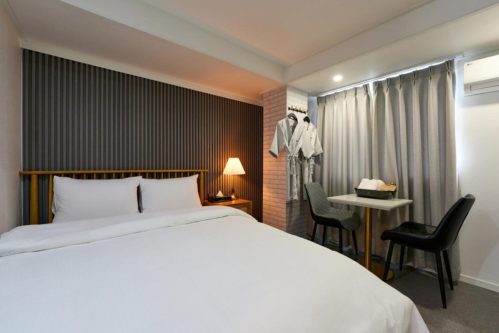 Hotel Chloe