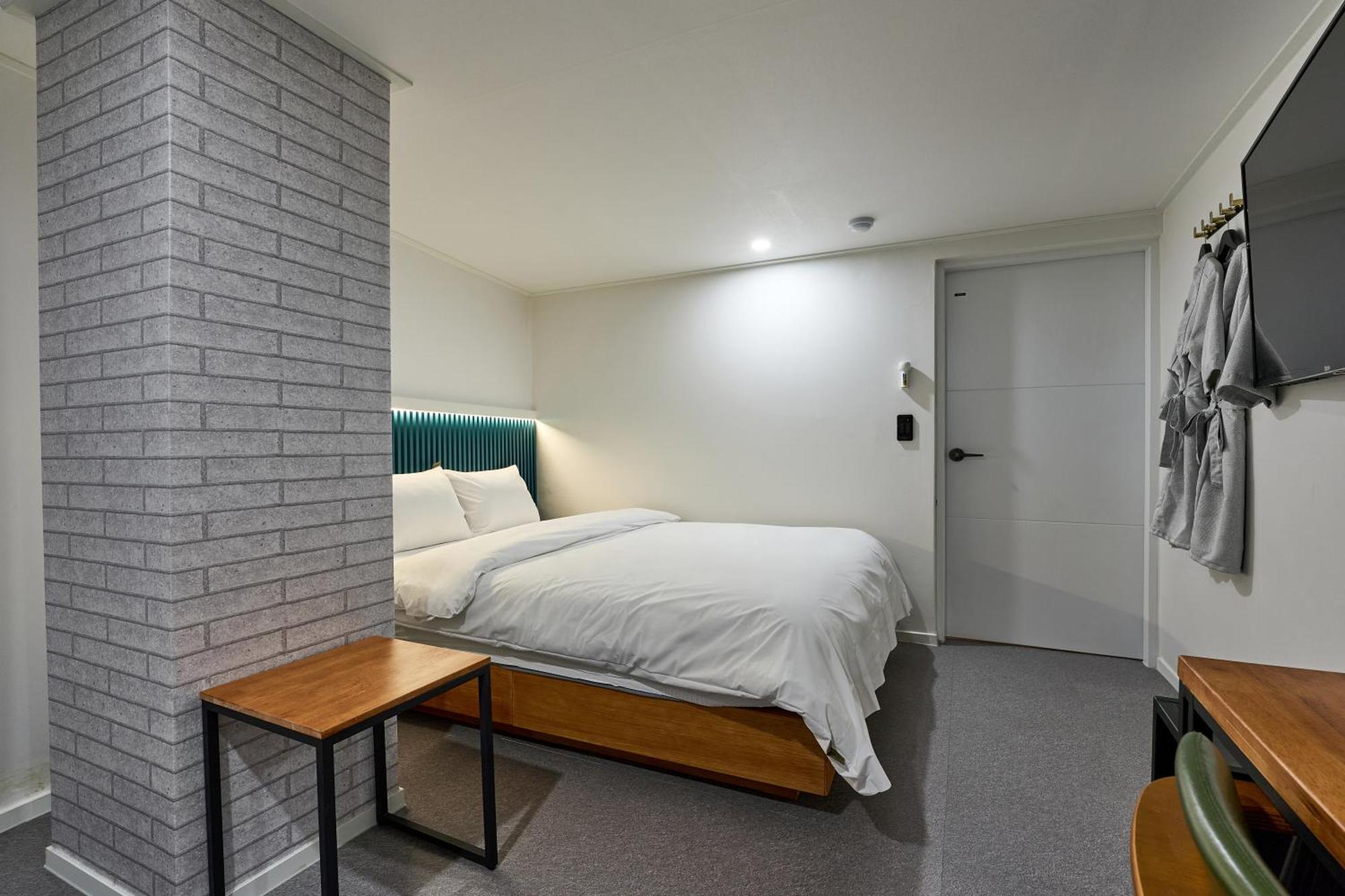 Hotel Chloe