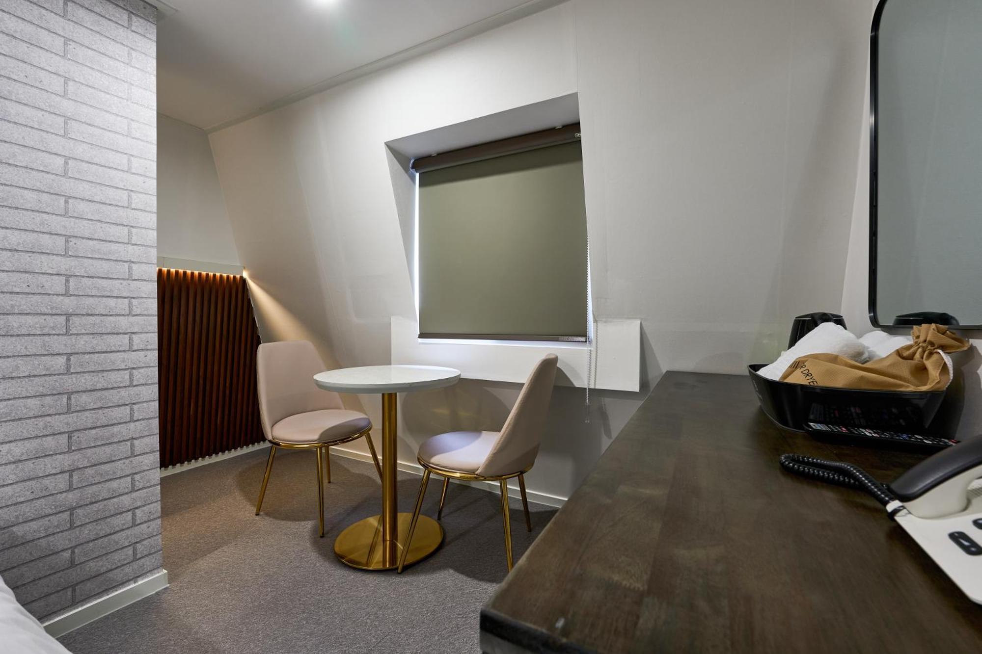 Hotel Chloe *