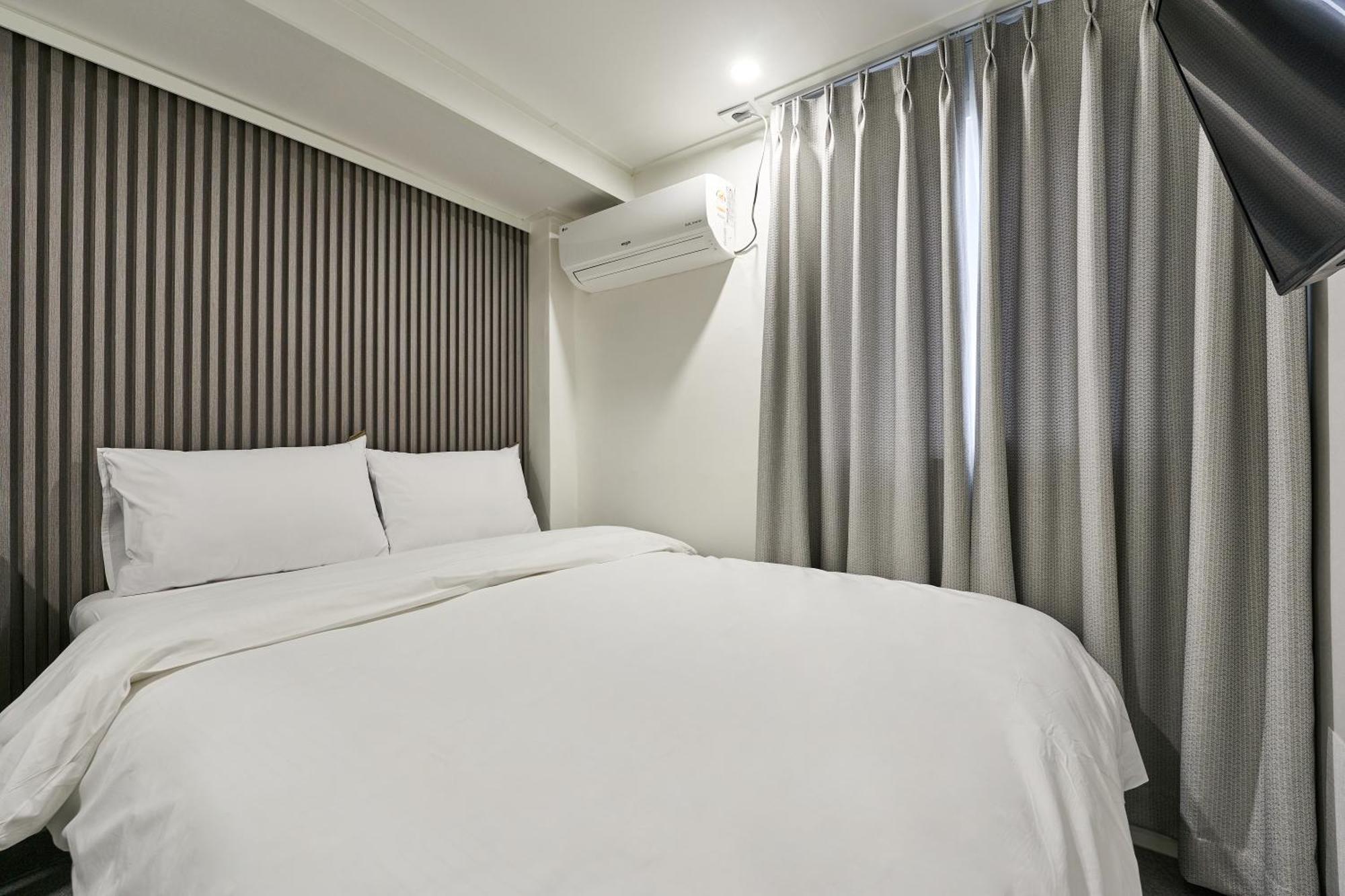 Hotel Chloe *