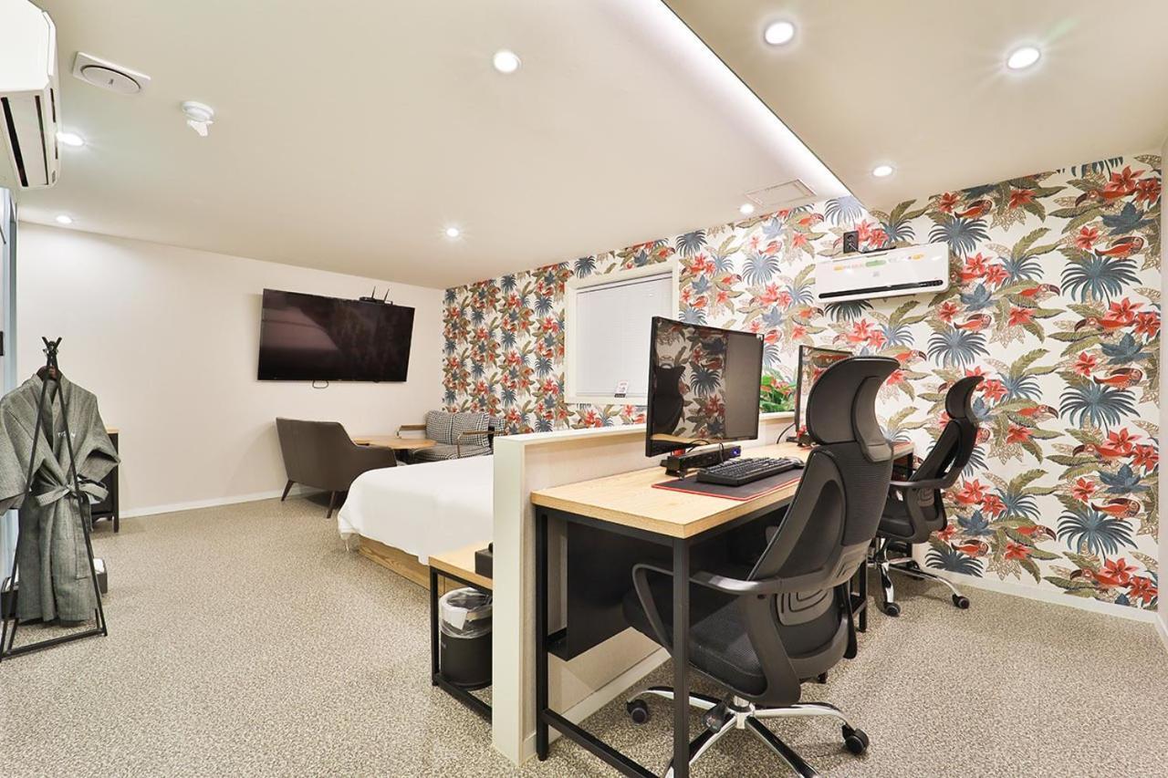 Jamsil Tomgi motel Seoul