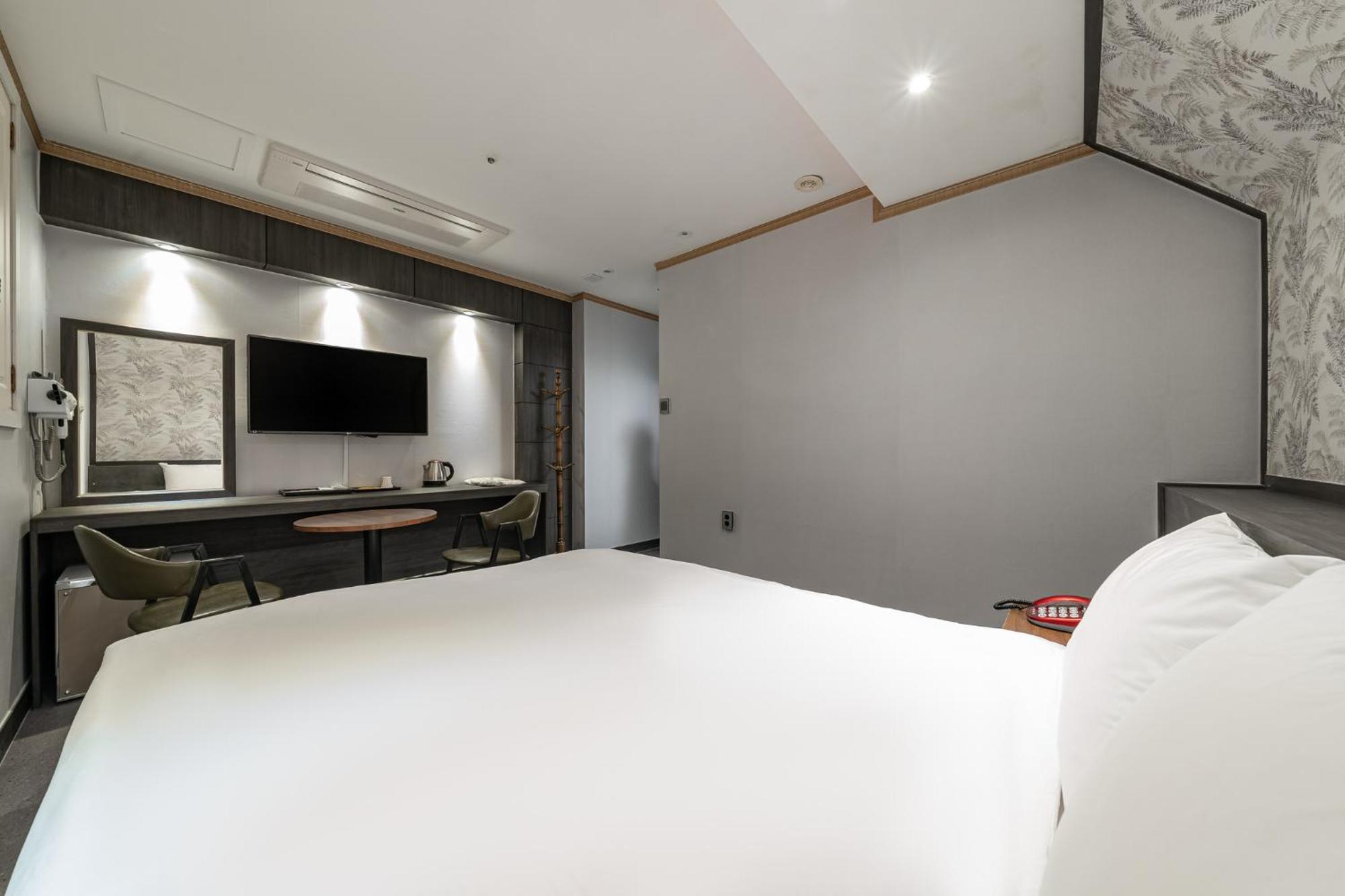Hotel Signature Seoul