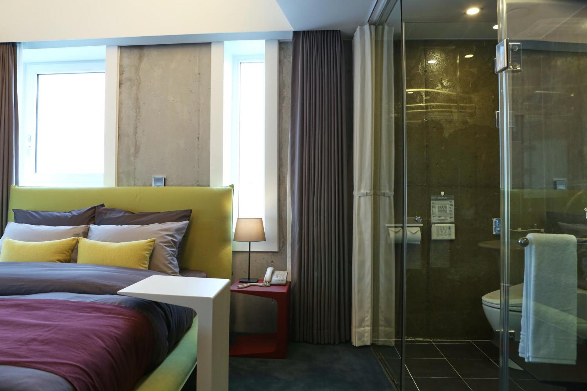 Cocomo Hotel