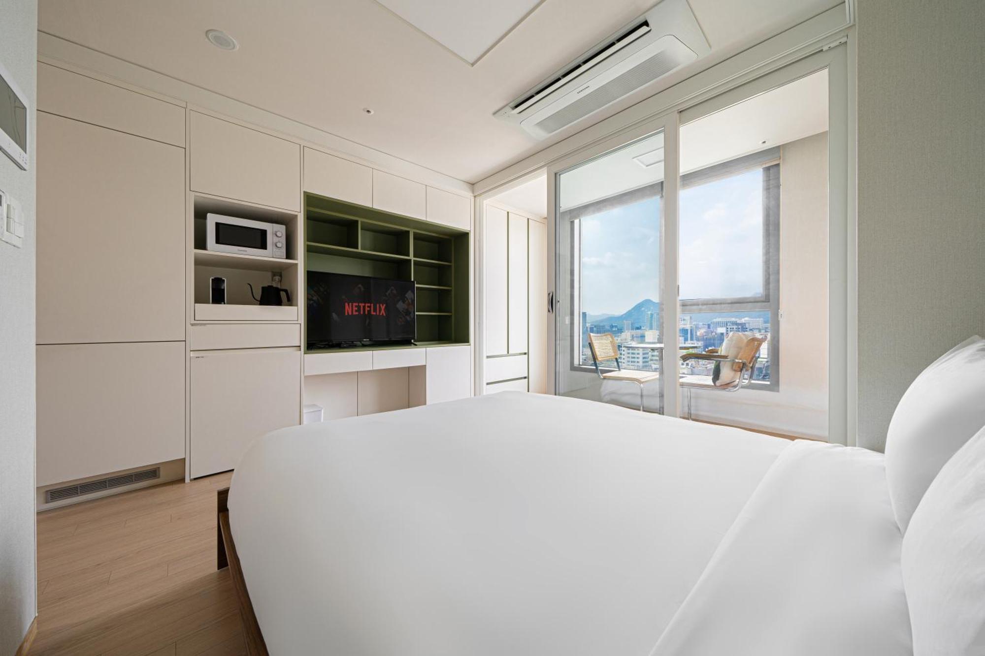 Apartment Urbanstay Myeongdong *
