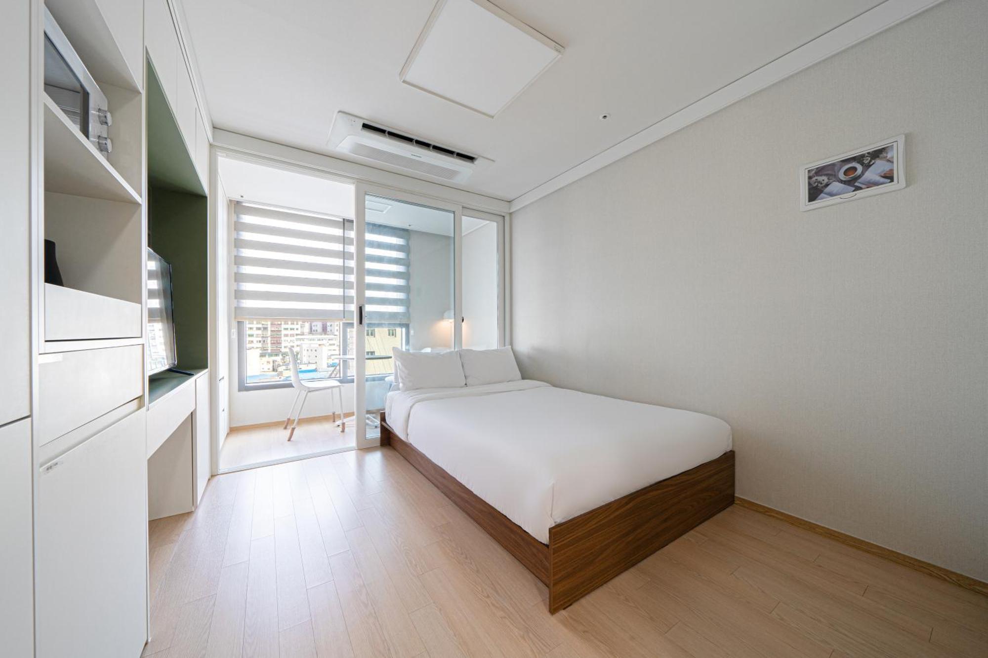 Apartment Urbanstay Myeongdong *