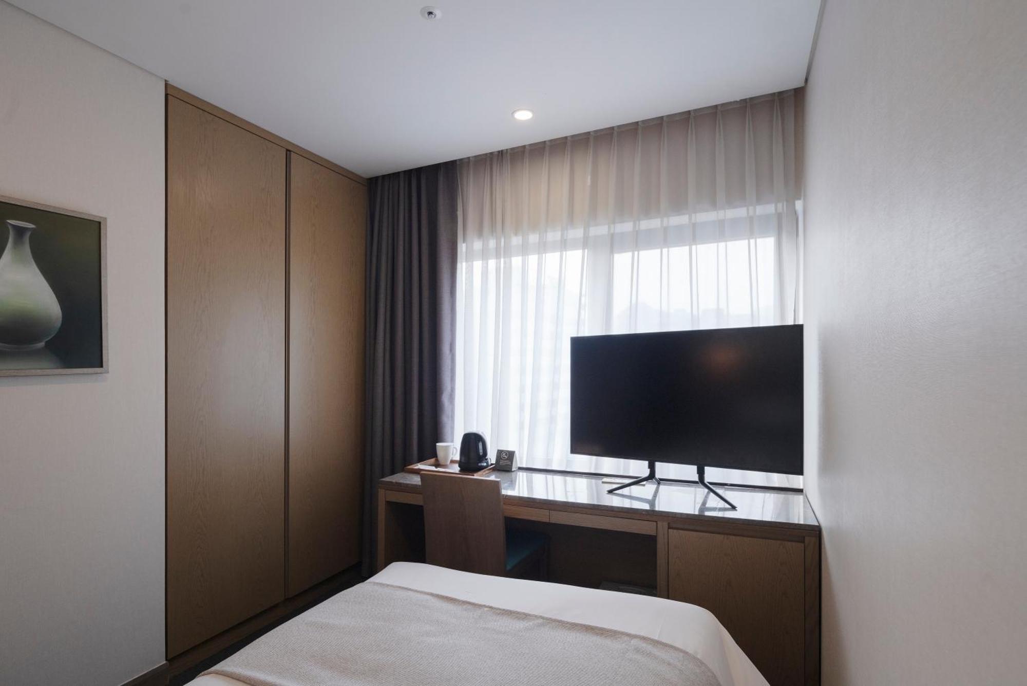 Hotel Amid Seoul