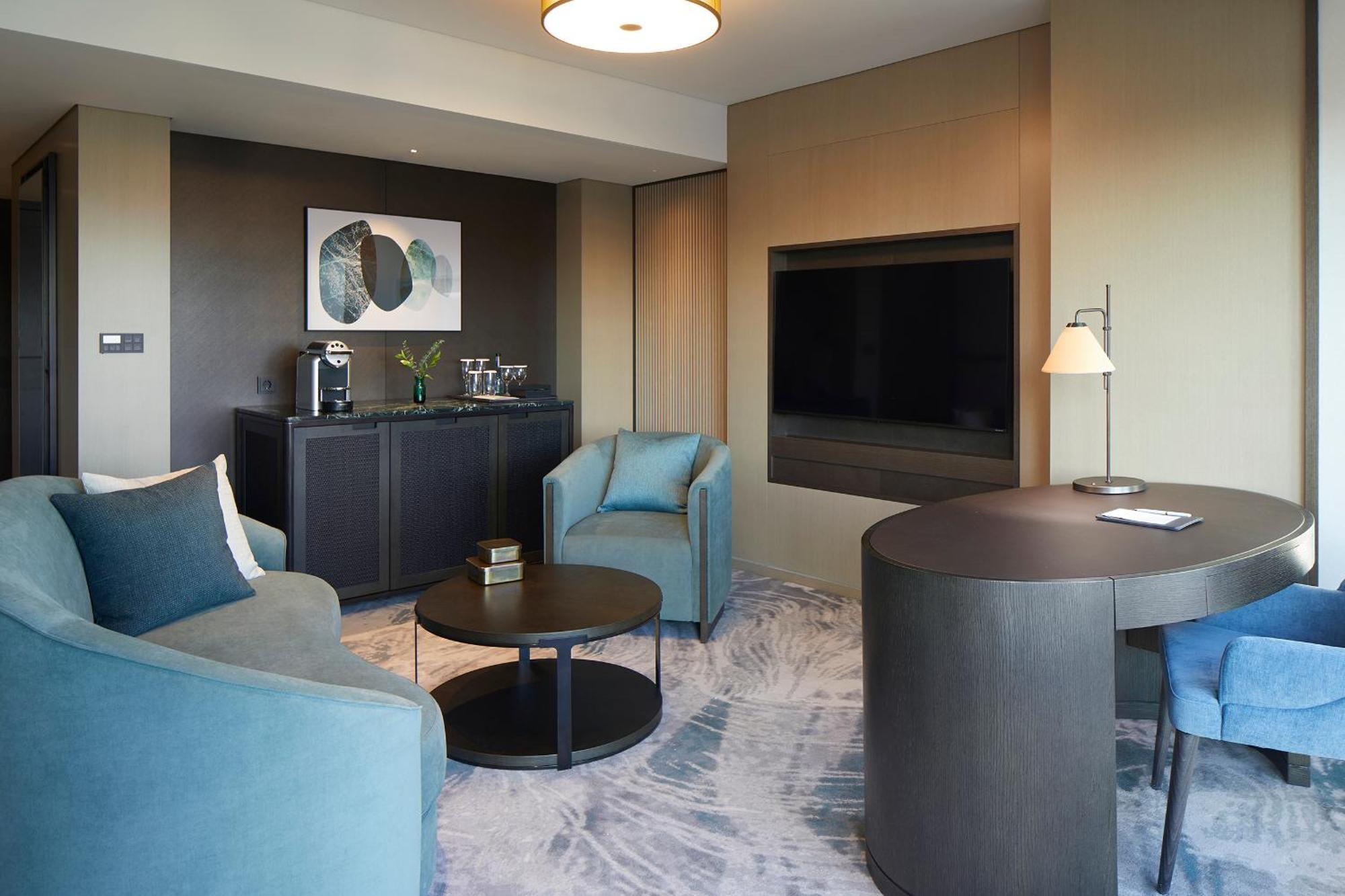 Grand Intercontinental Parnas By Ihg Hotel 5*