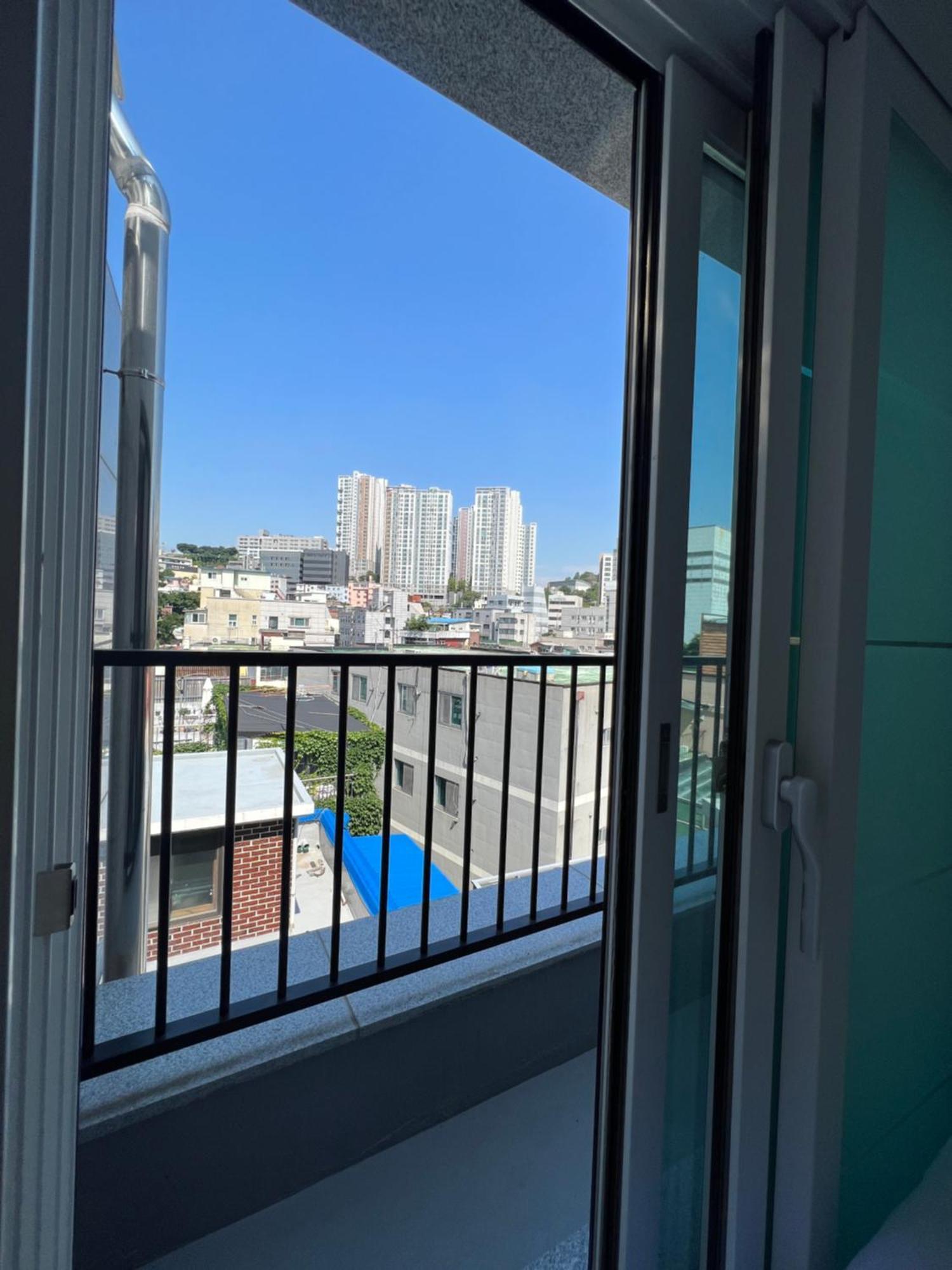 B Apartment