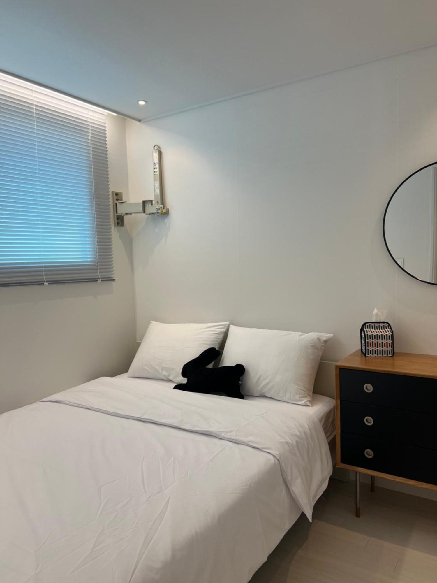 Apartment B *