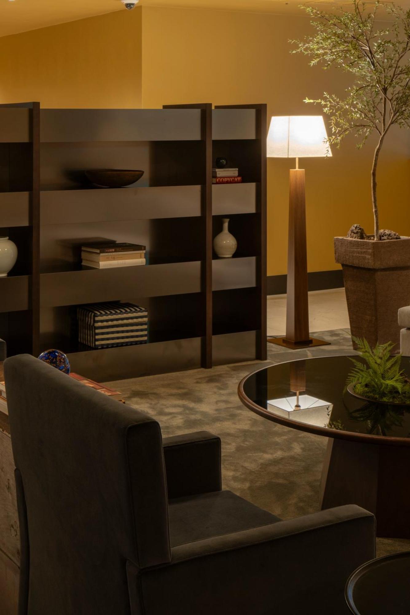 Amid Hotel 4*