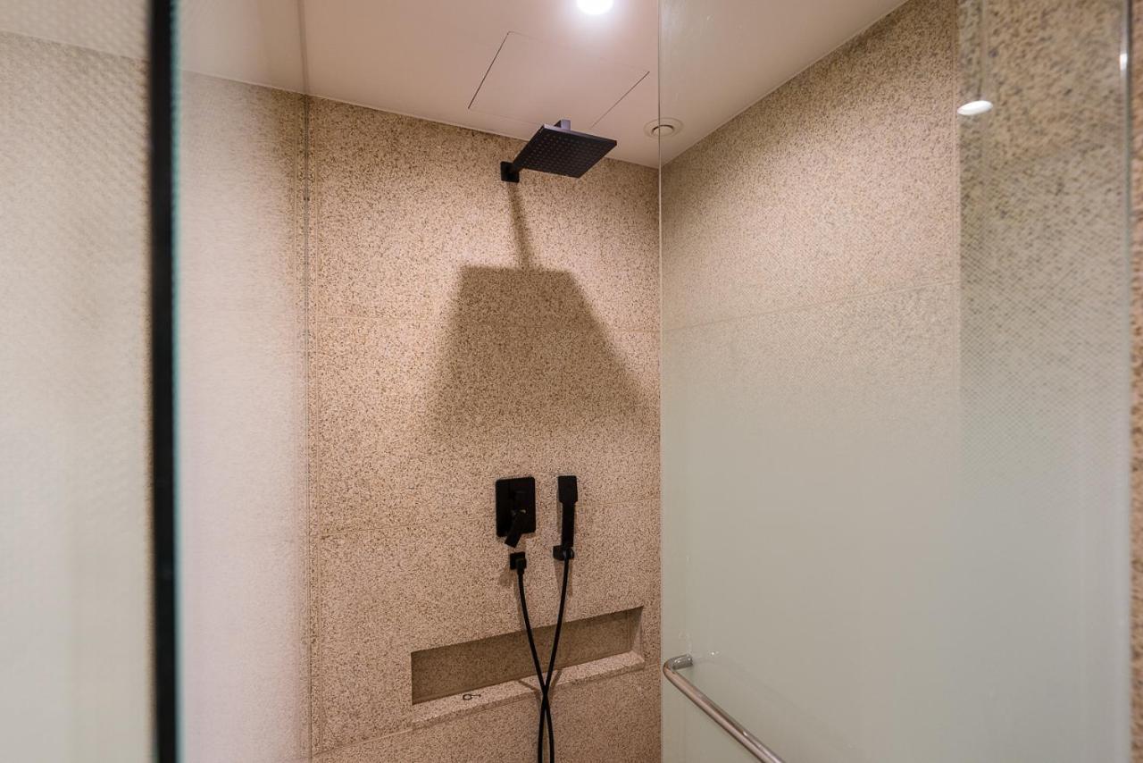 The Jongno Hotel