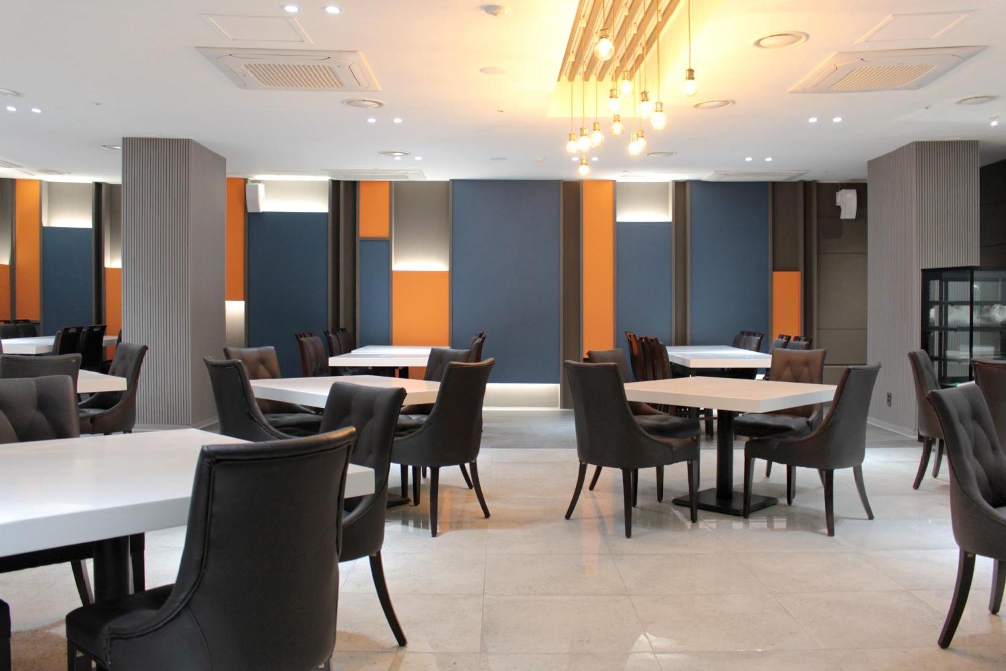 Hamilton Hotel 3*