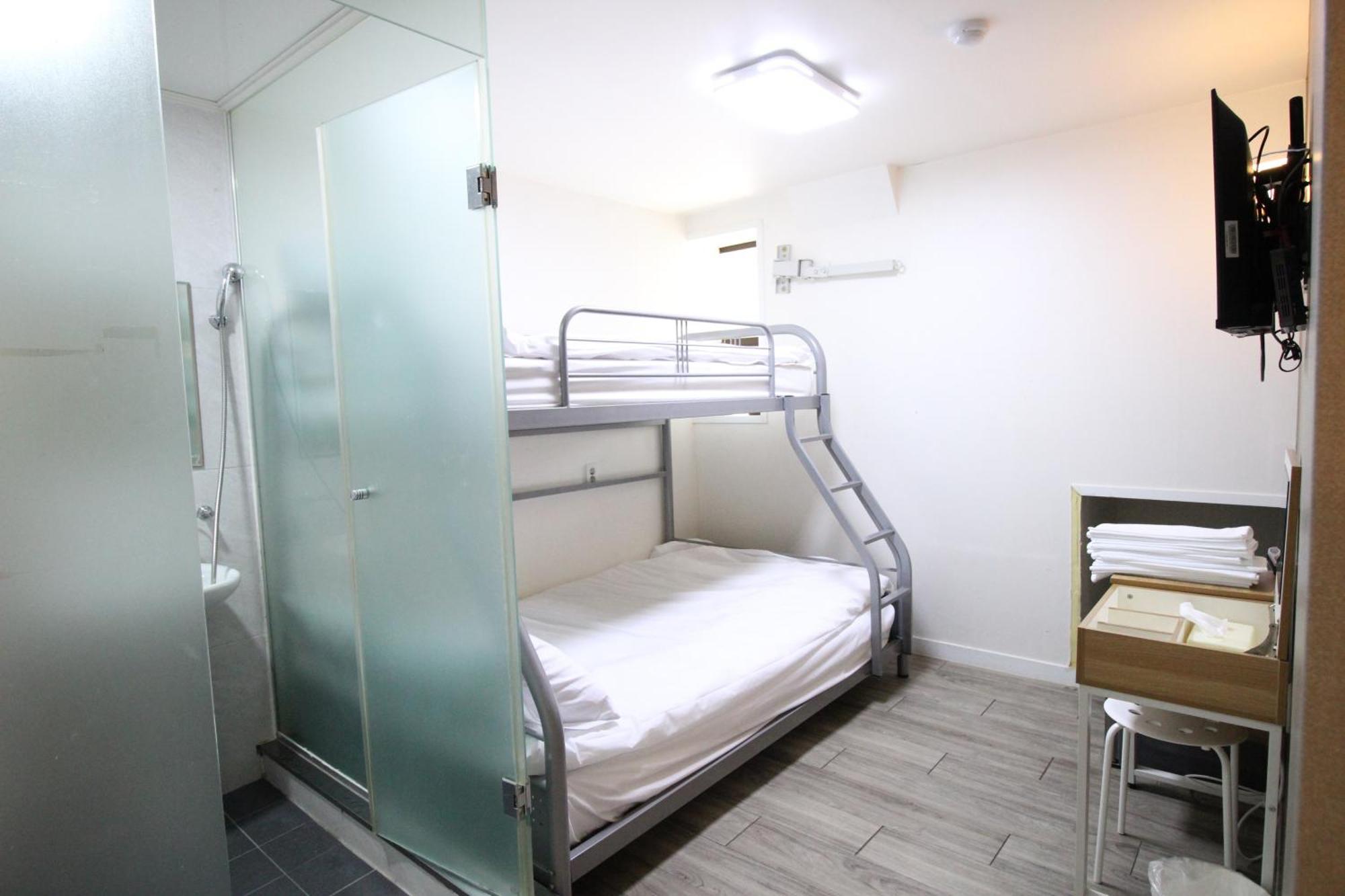 Golden Park Myeongdong Hotel Seoul
