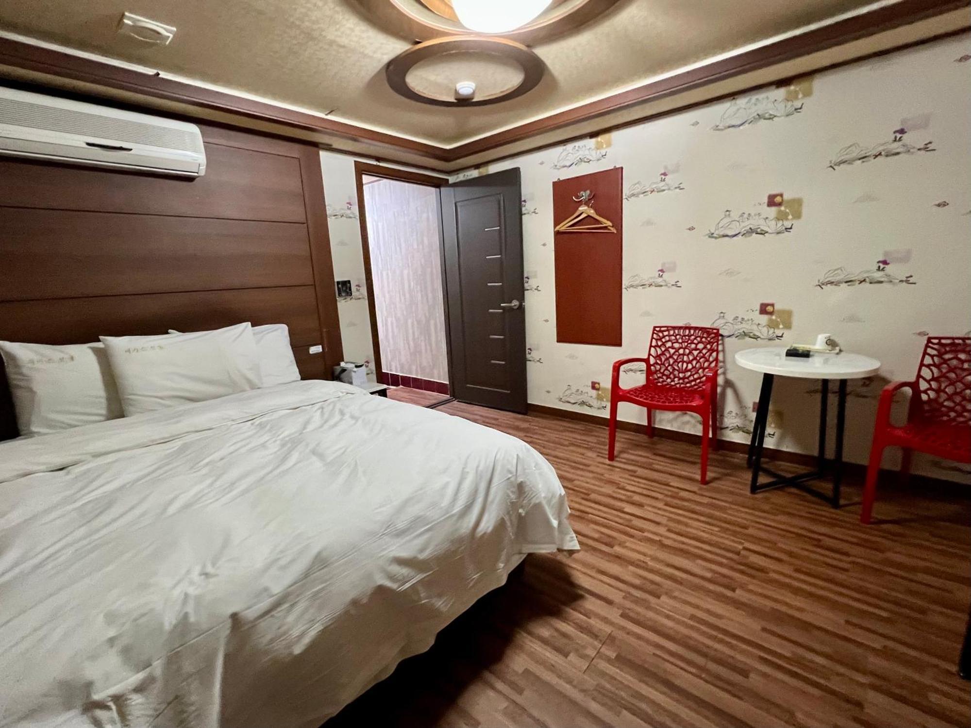 Hotel Picasso *