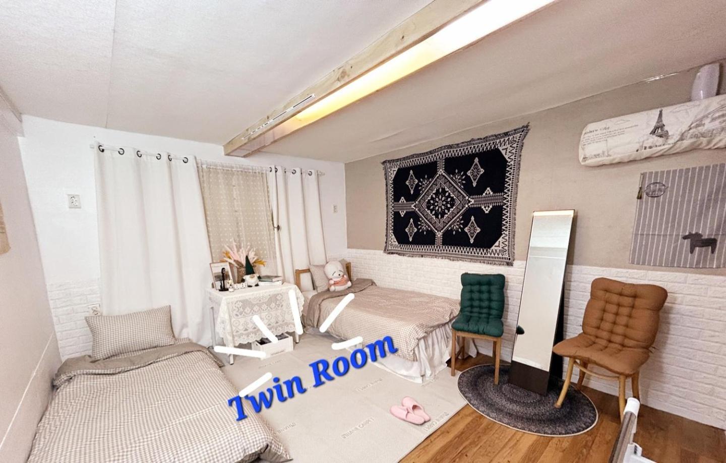Hongdae Room#g#e#d#r#m Seoul