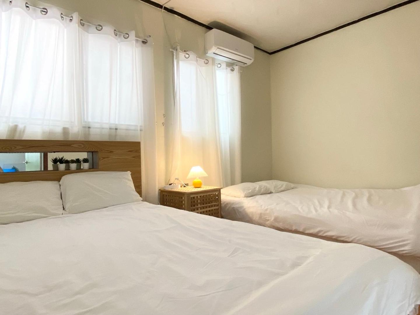 Apartment Near Shinchon Station Private House Seoul