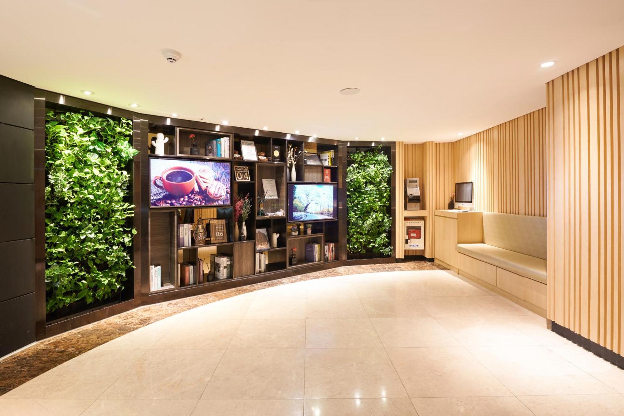 Hotel Nine Tree By Parnas Myeongdong 1 Seoul