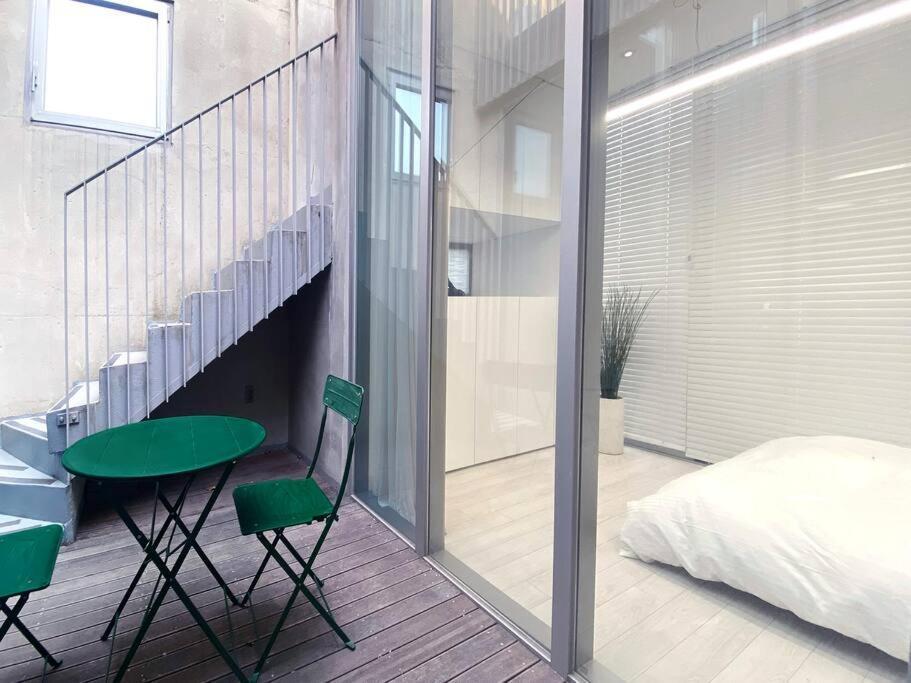 Private Duplex House With A Rooftop - Foreigner Only * Seoul
