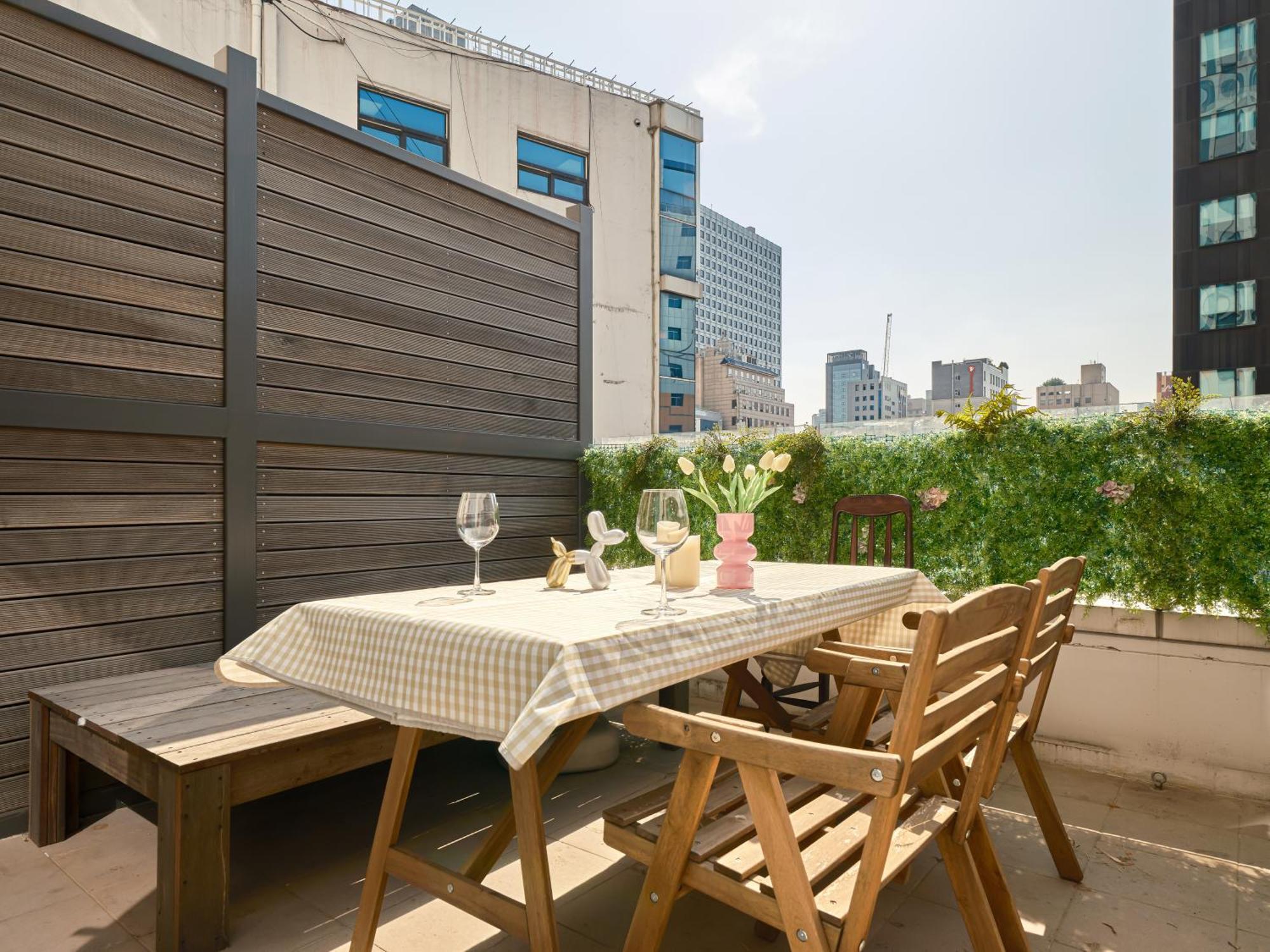 Comocasa Premium Terrace Apartment