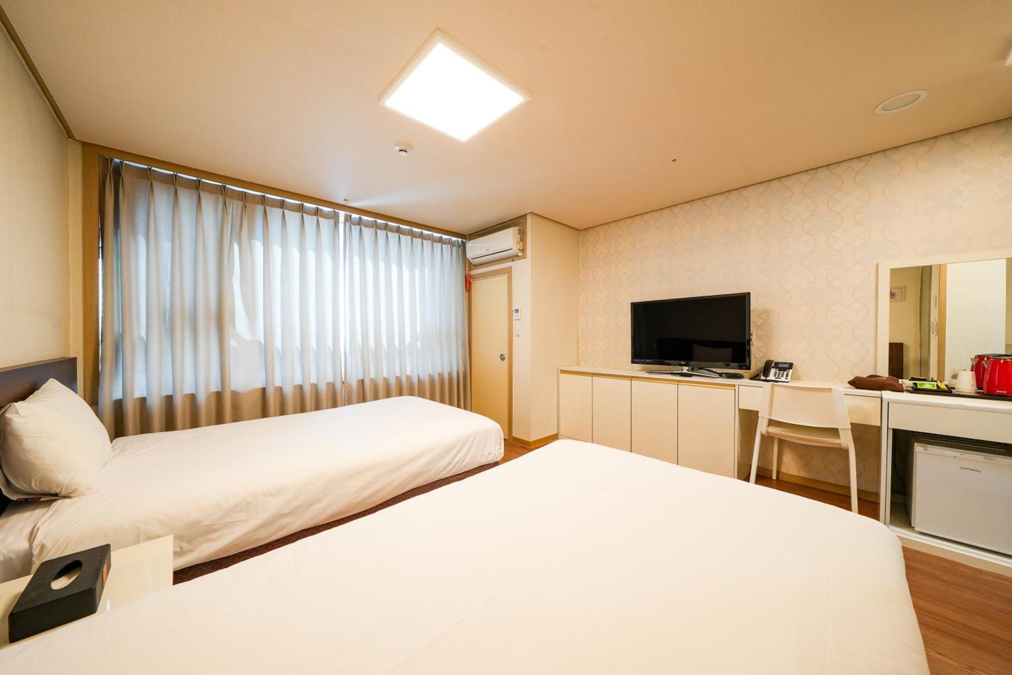 Aventree Yeouido Seoul
