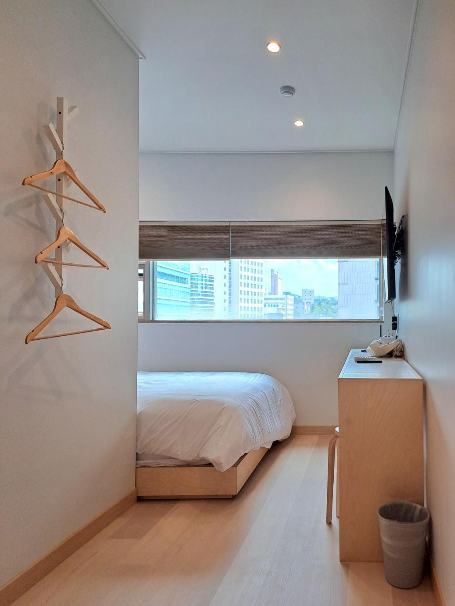 Gloryinn Hotel 3*