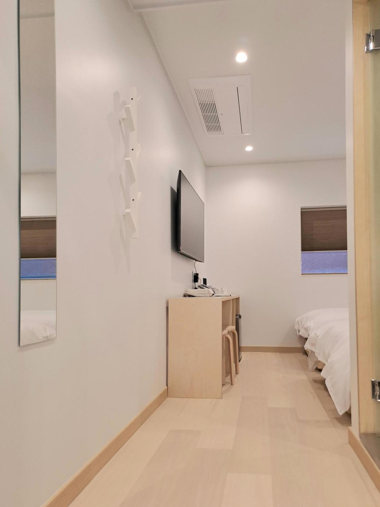 Hotel Gloryinn 3*