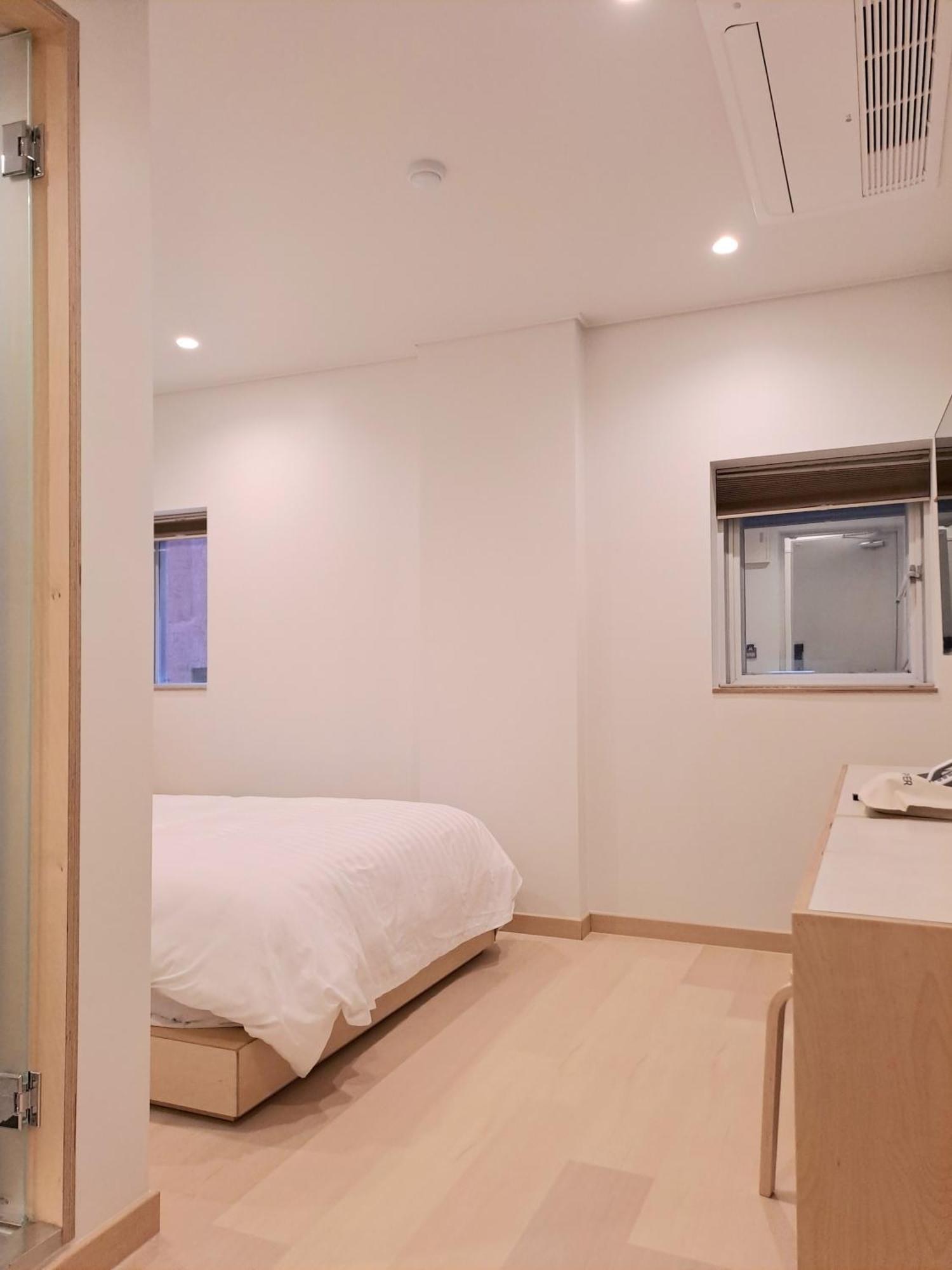 Gloryinn Hotel 3*