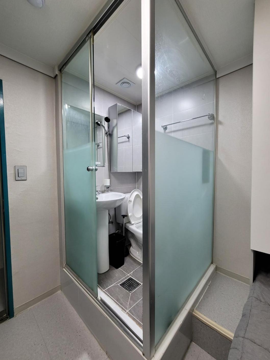Female Only - Coco Jongno Hyehwa Station Hostel