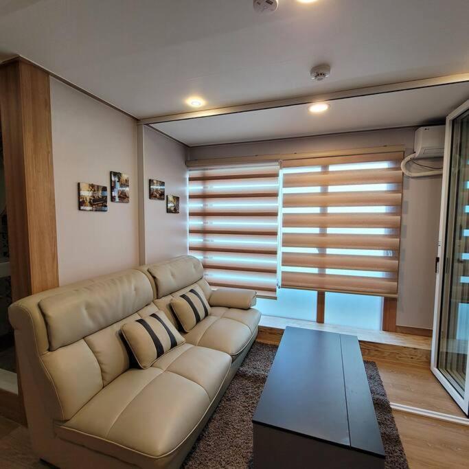 J Honor House Foreigner Only Guest house Seoul