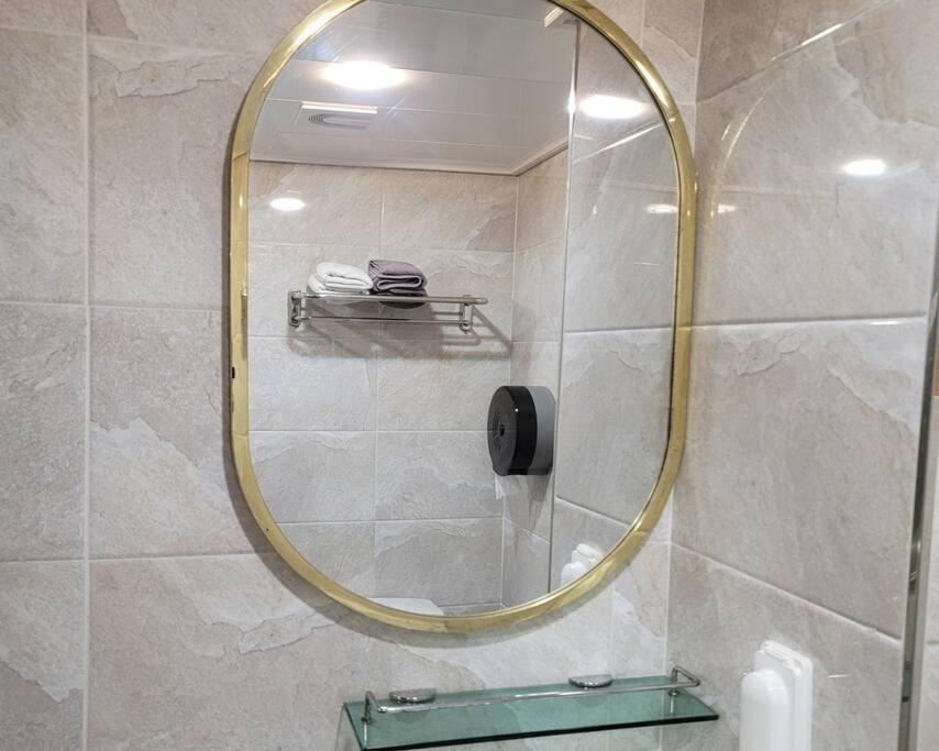 J Honor House Foreigner Only Guest house Seoul