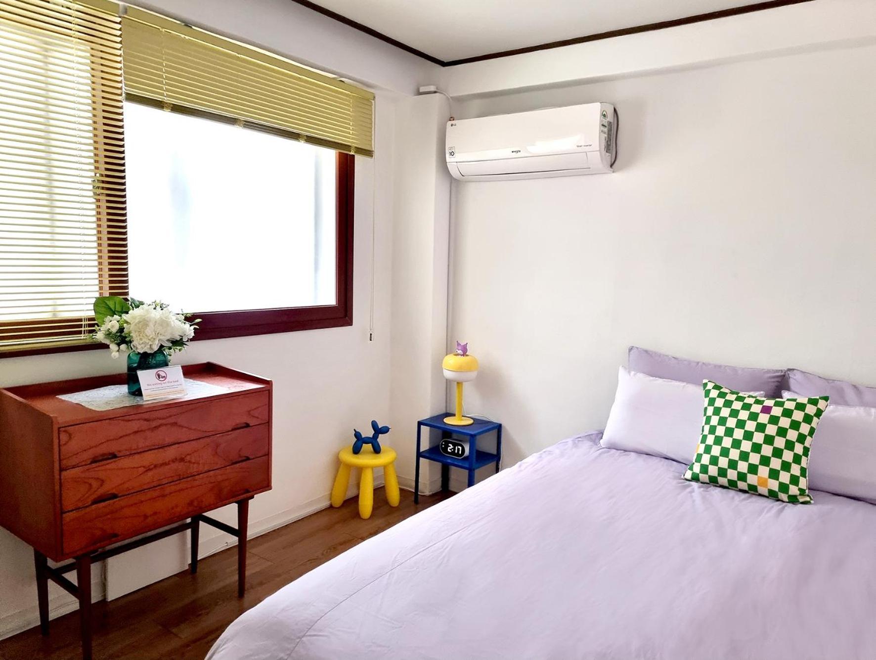 Guest house Y202 & B201 Near Hongdae Univ Station