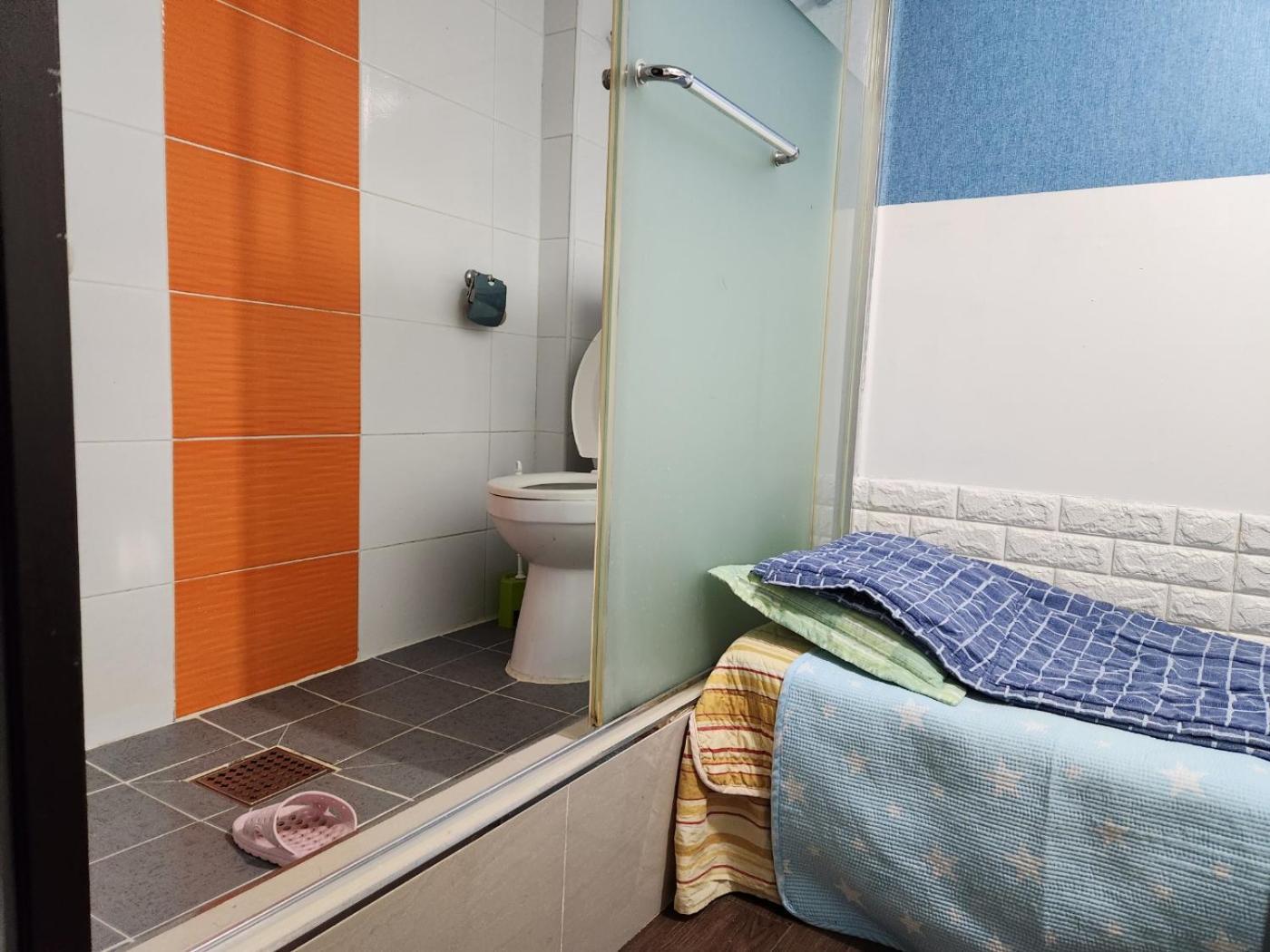Shinchon Hongdae Private