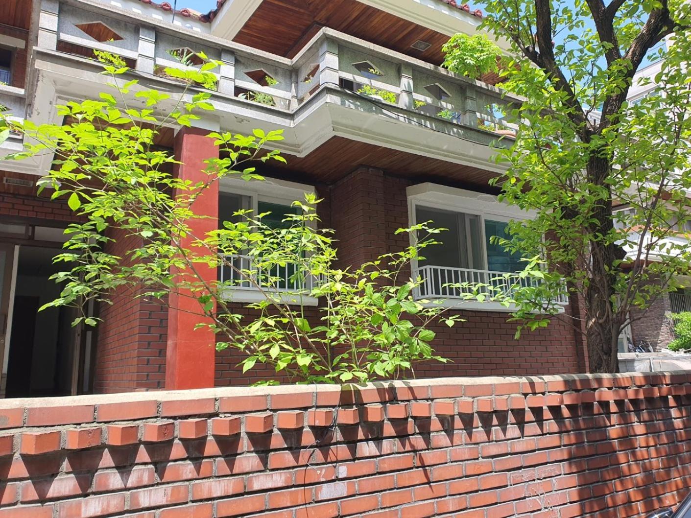 House Apartment