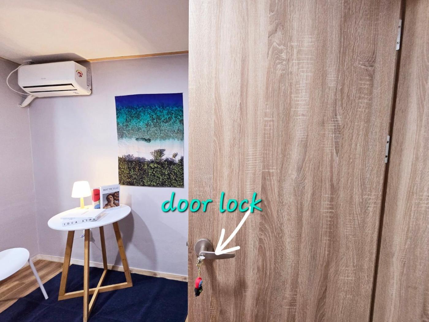 Hongdae Room#g#e#d#r#m Seoul