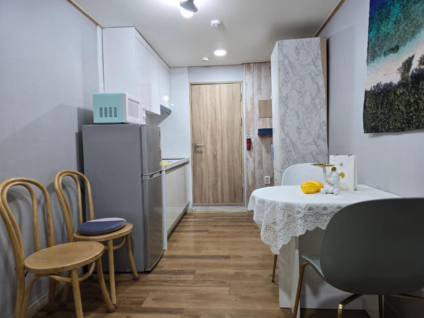 Hongdae Room#g#e#d#r#m