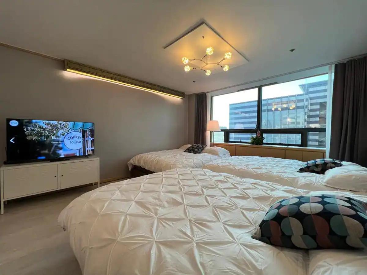 Hongdae Sub 1min Apartment Seoul