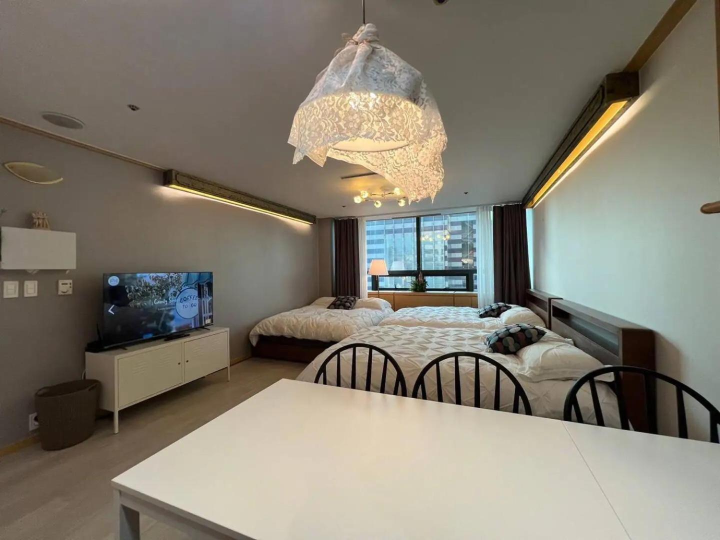 Apartment Hongdae Sub 1min Seoul