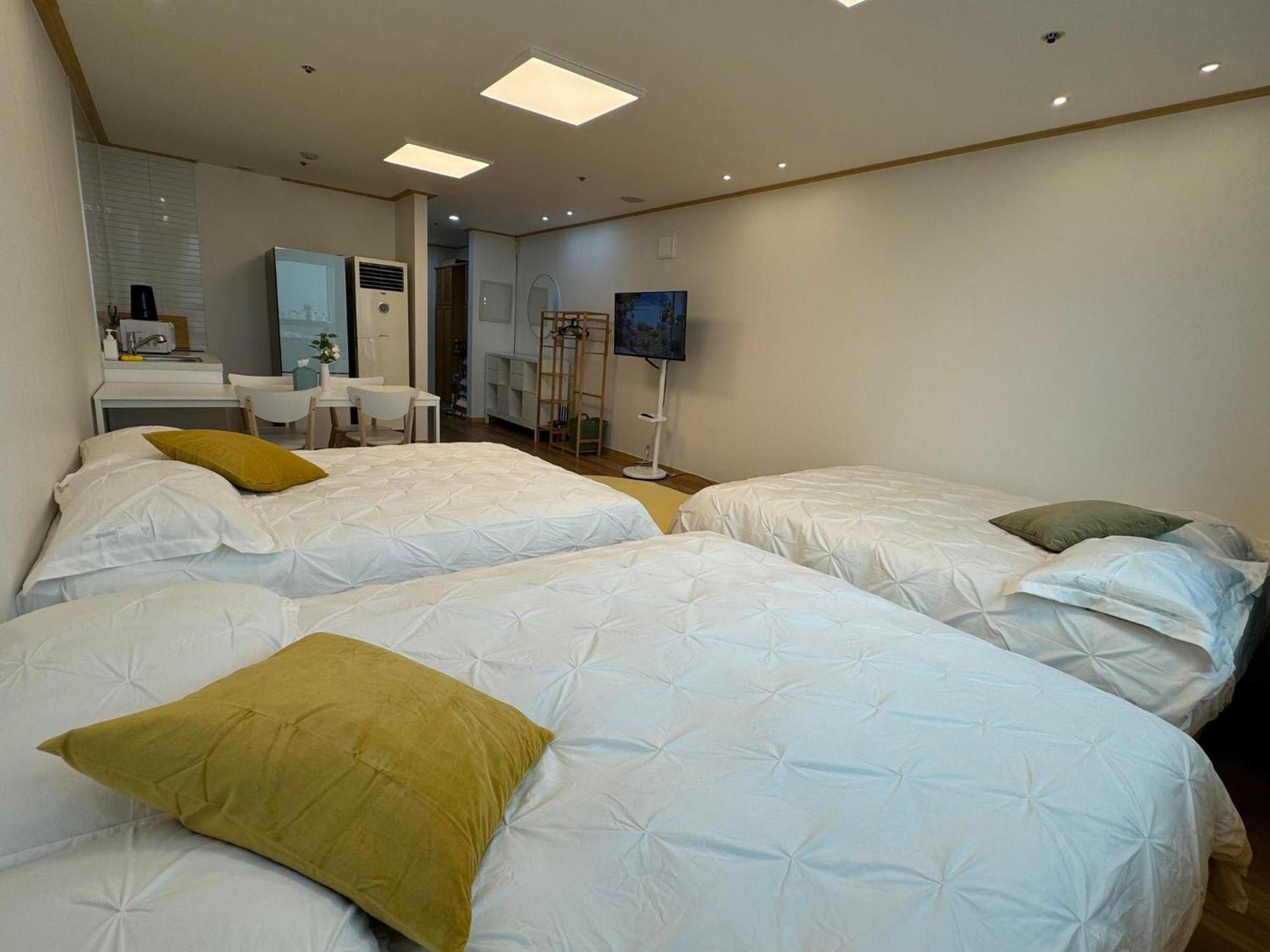 Apartment Hongdae Sub 1min