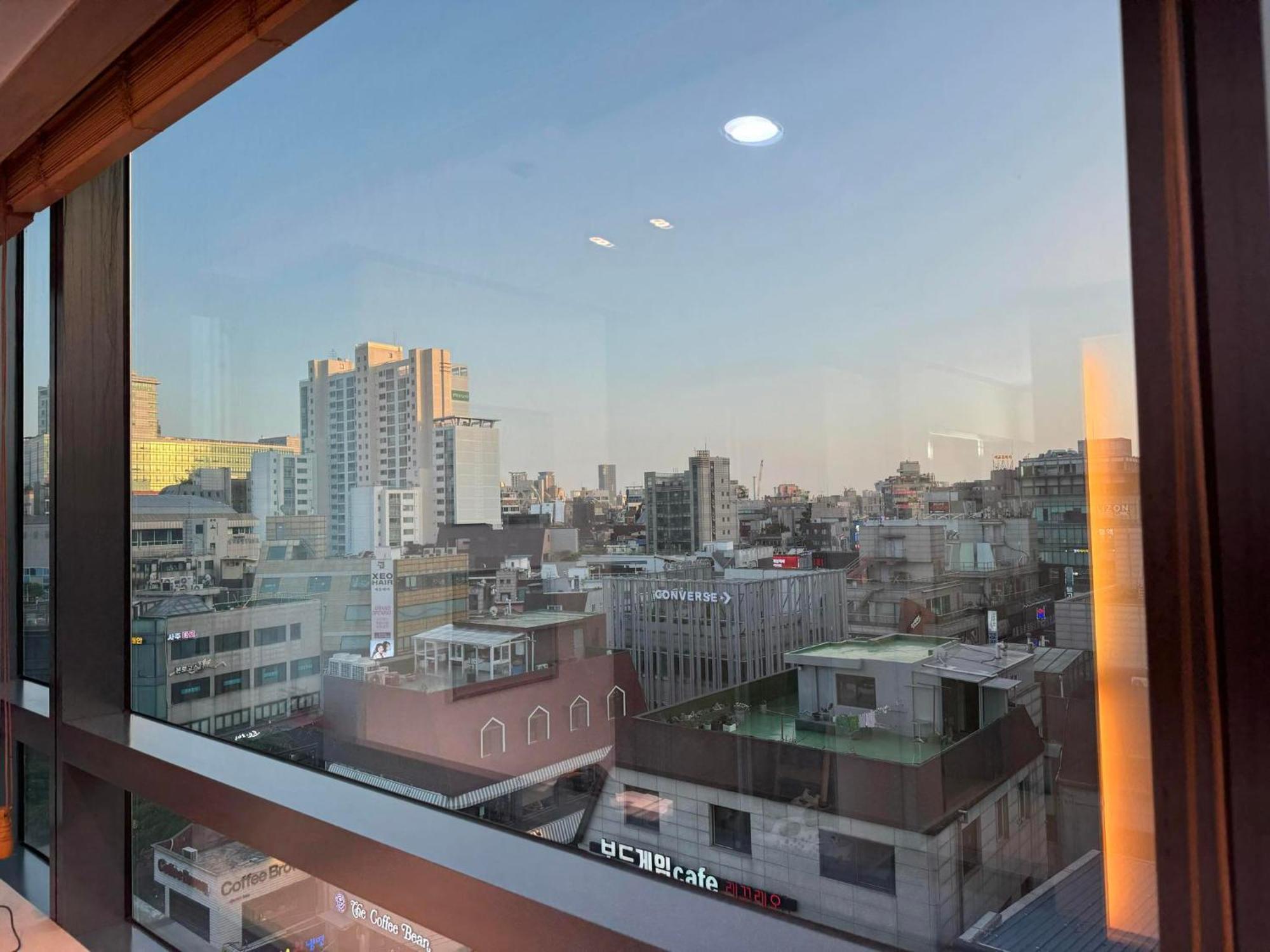 Apartment Hongdae Sub 1min *