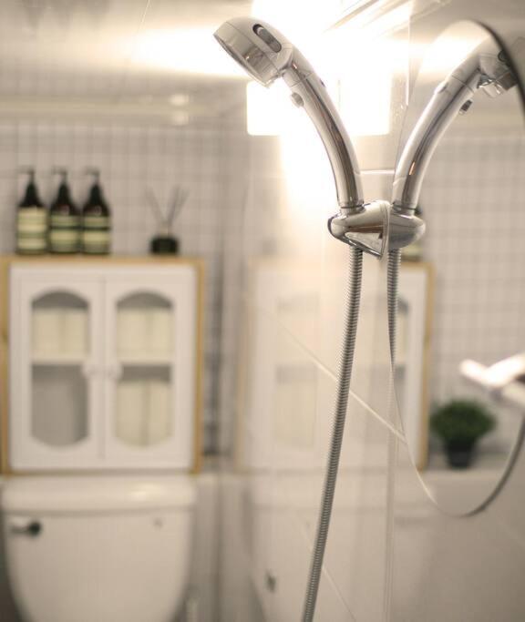 Villa J-stay Near Hongik Univ In Seoul! Seoul