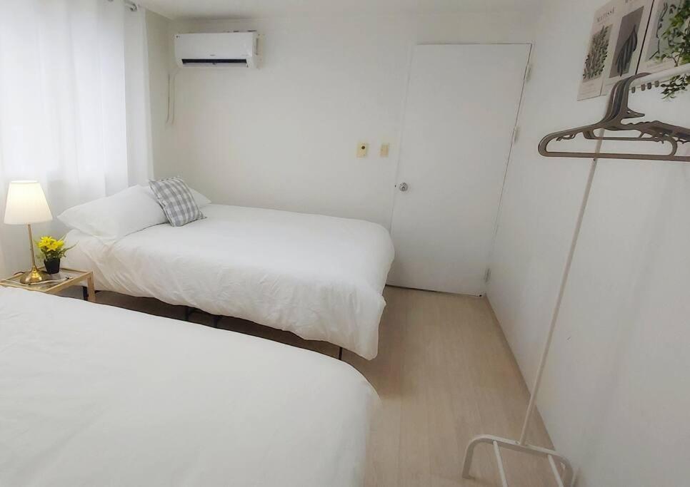 Hue 무료픽업 6명 퀸3 넓은거실 Apartment Seoul