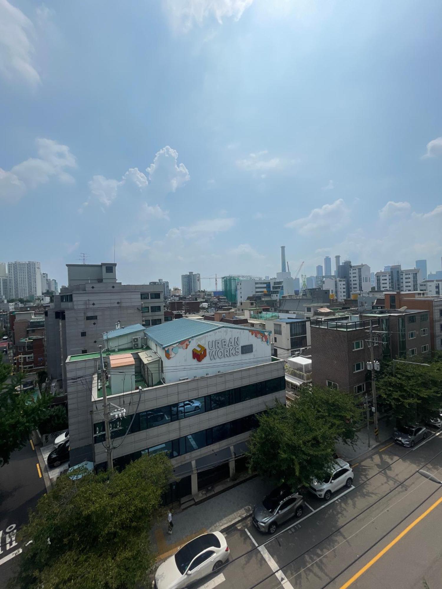 Guest house K Wave Only Female In Hongdae 1 Seoul